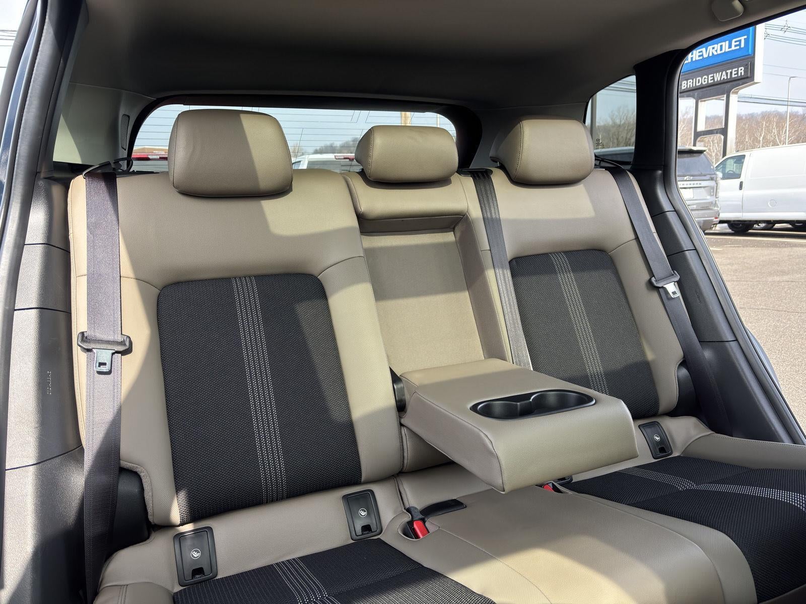 2025 Mazda Mazda CX-50 2.5 S Premium Package