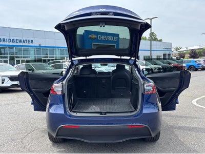 2024 Tesla Model Y Base