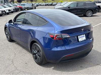 2024 Tesla Model Y Base