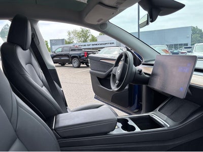 2024 Tesla Model Y Base