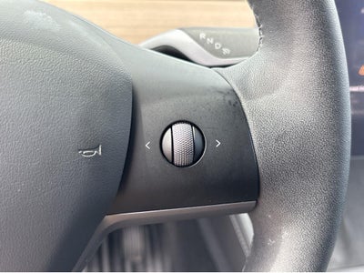 2024 Tesla Model Y Base