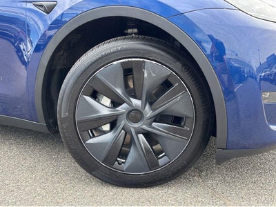 2024 Tesla Model Y Base