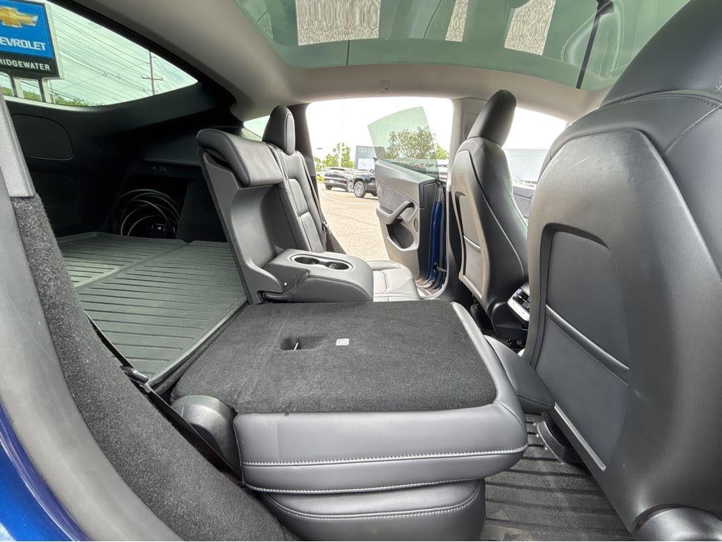 2024 Tesla Model Y Base