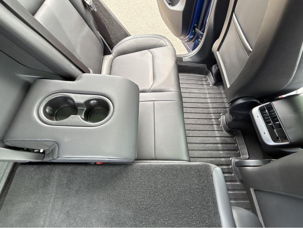 2024 Tesla Model Y Base