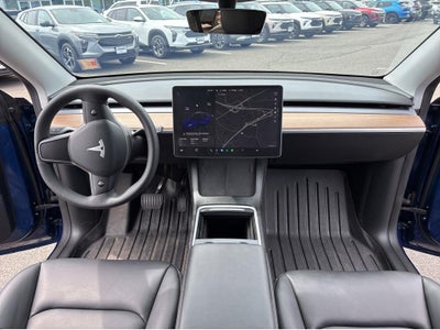 2024 Tesla Model Y Base