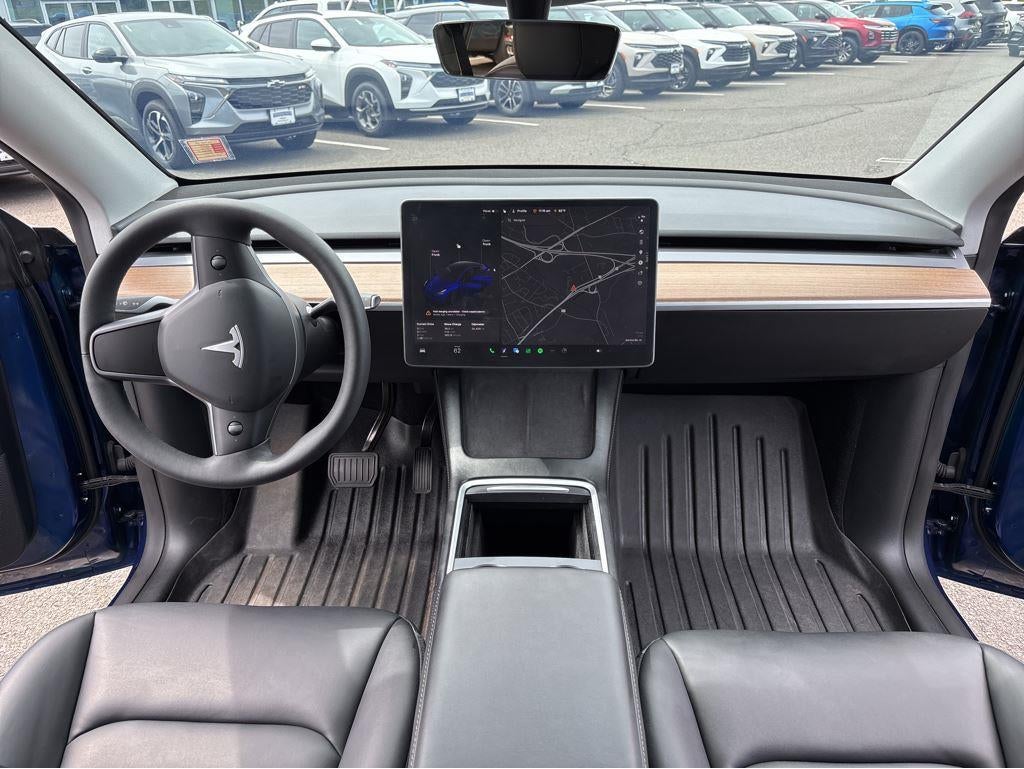 2024 Tesla Model Y Base
