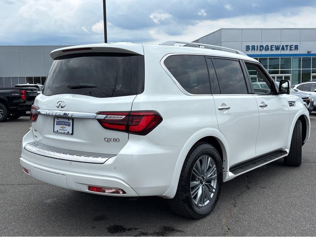 2023 INFINITI QX80 LUXE AWD