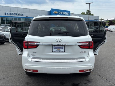 2023 INFINITI QX80 LUXE AWD