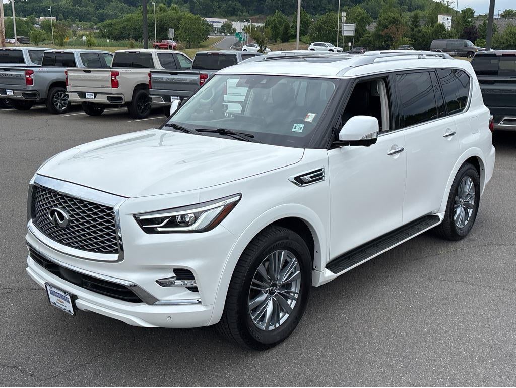 2023 INFINITI QX80 LUXE AWD