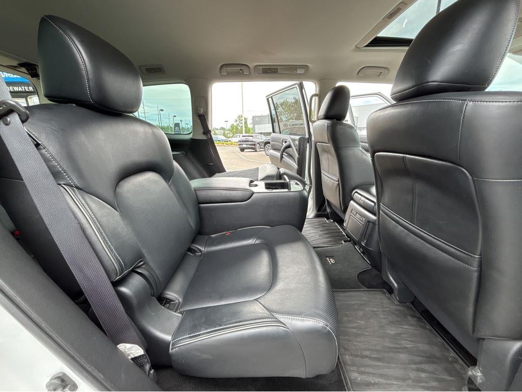 2023 INFINITI QX80 LUXE AWD