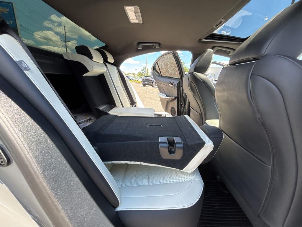 2025 Lexus IS 500 F SPORT Performance