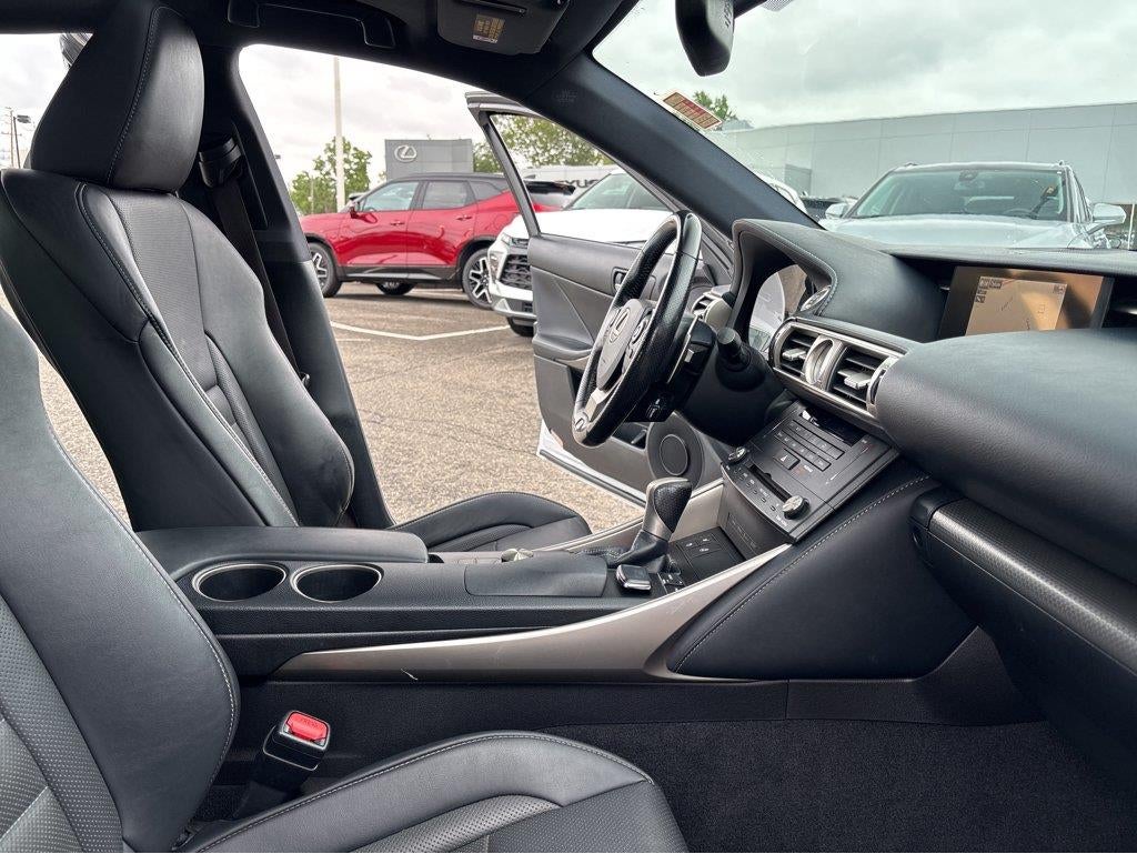 2016 Lexus IS 300 