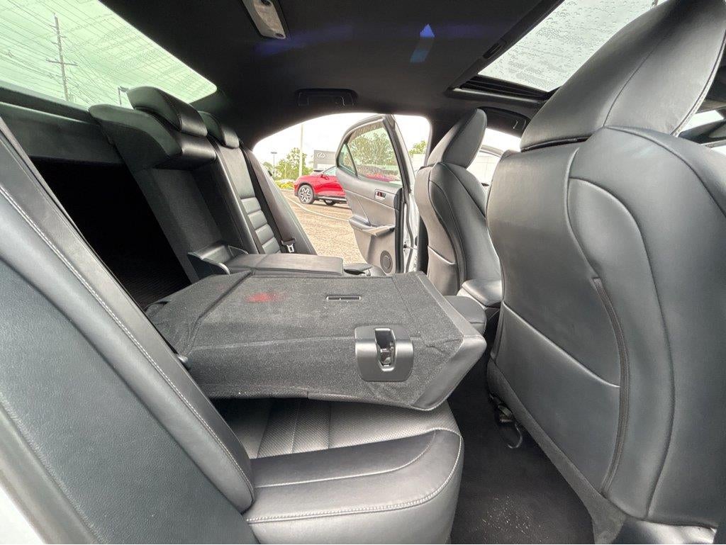 2016 Lexus IS 300 