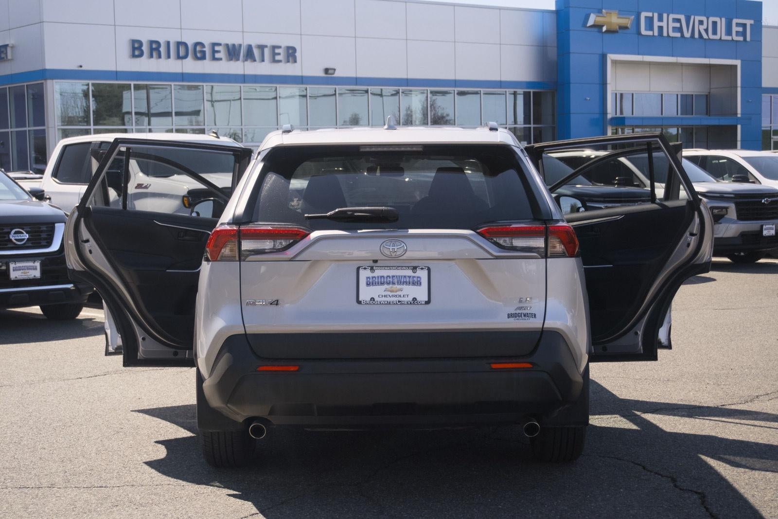 2019 Toyota RAV4 LE