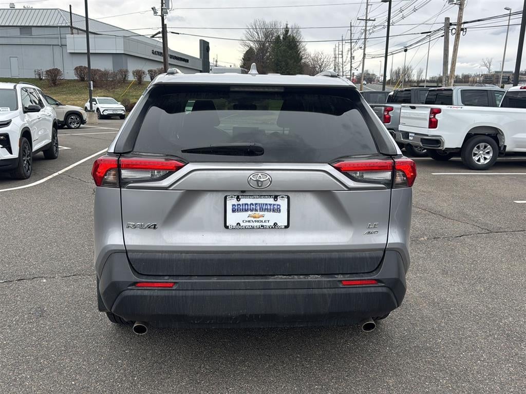2019 Toyota RAV4 LE