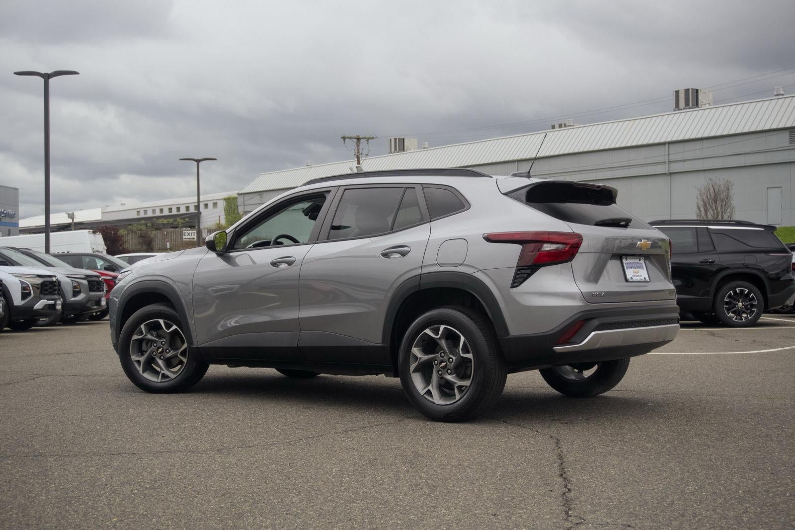 2024 Chevrolet Trax LT