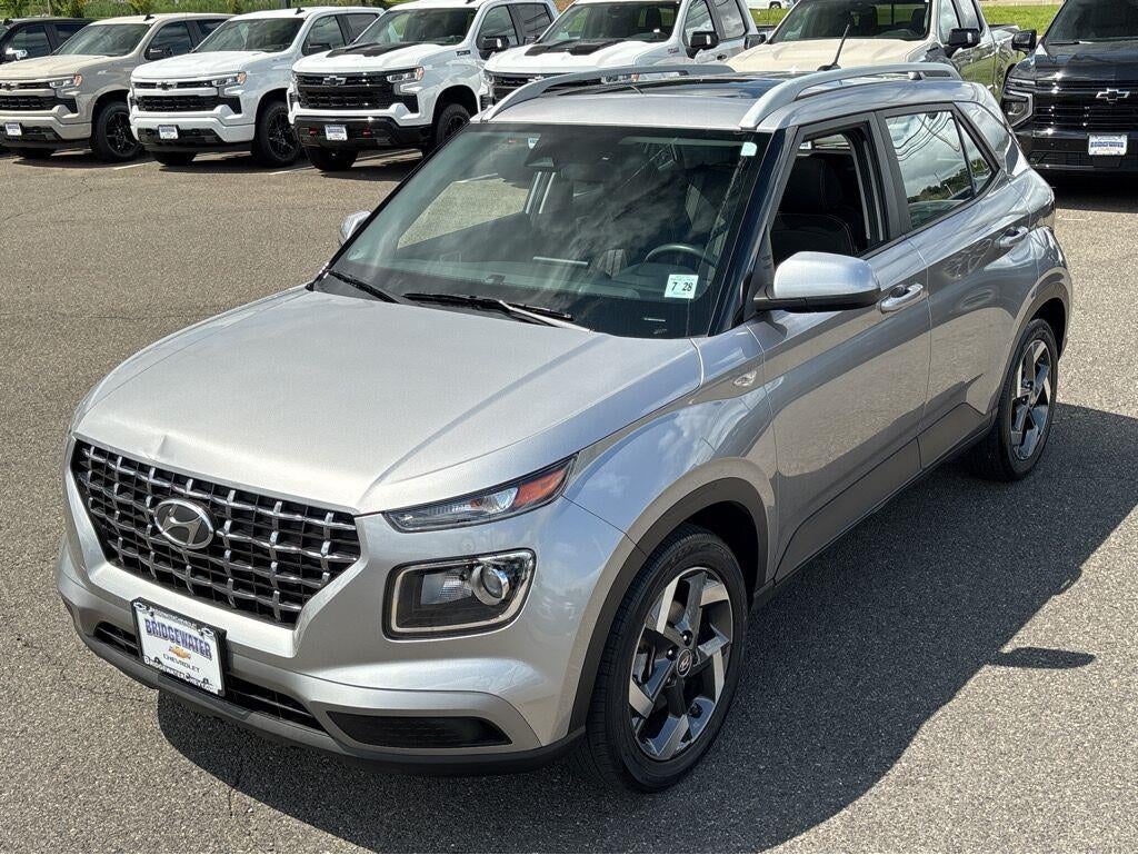 2023 Hyundai Venue SEL