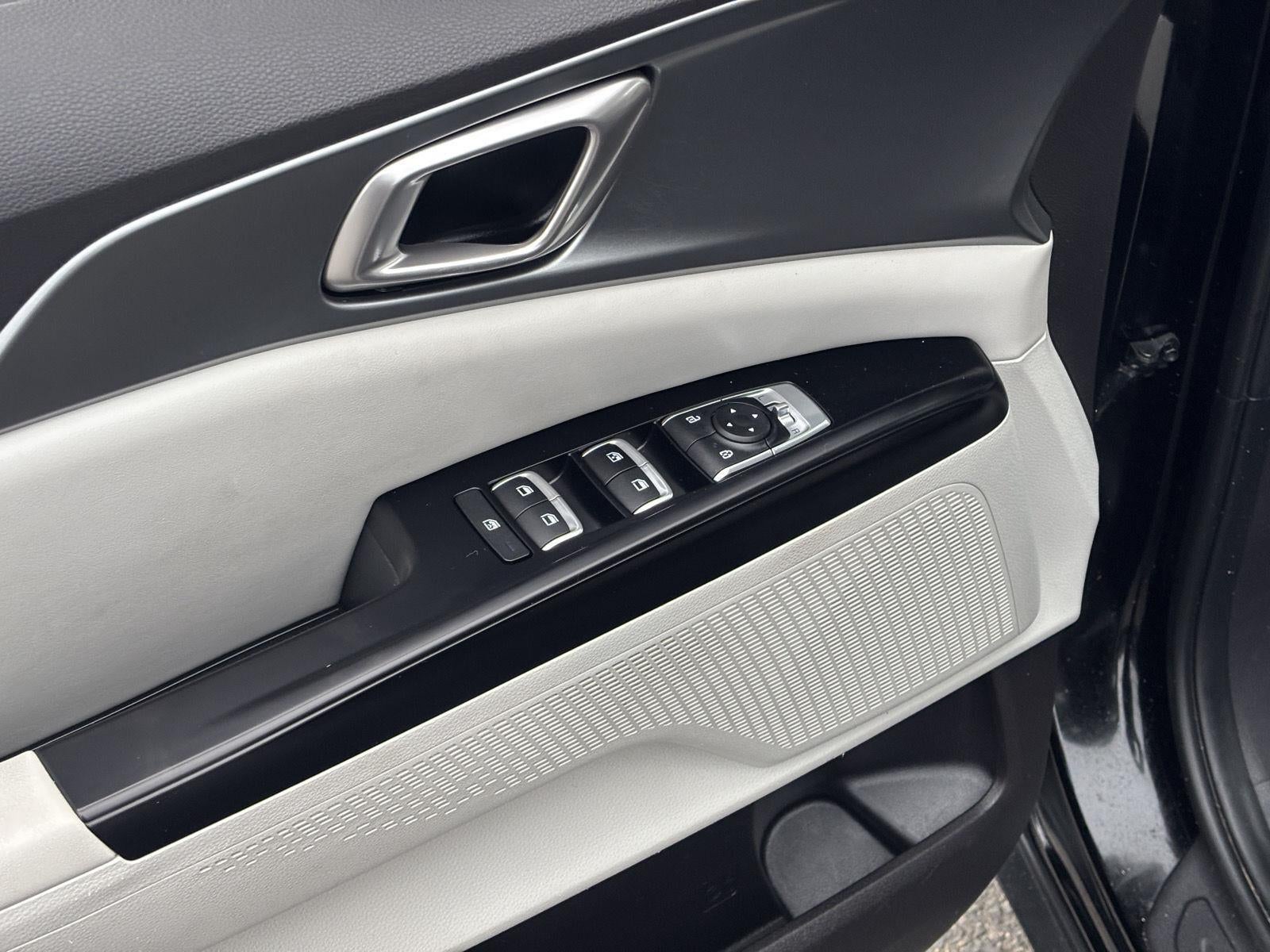 2024 Kia Carnival MPV LX Seat Package