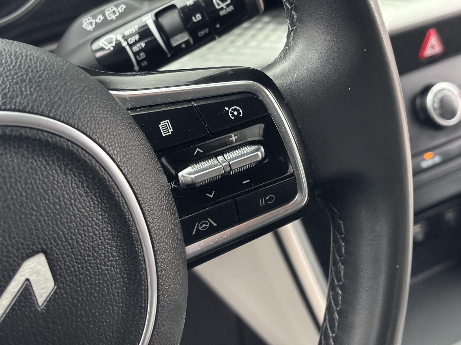 2024 Kia Carnival MPV LX Seat Package