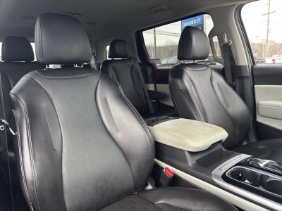 2024 Kia Carnival MPV LX Seat Package