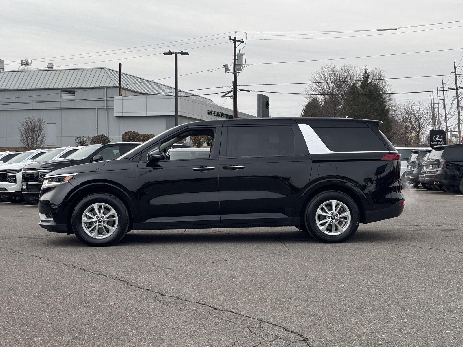 2024 Kia Carnival MPV LX Seat Package